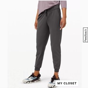 Lululemon Jogger On the Fly